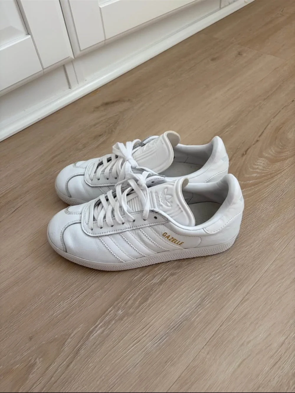 adidas gazelle leather